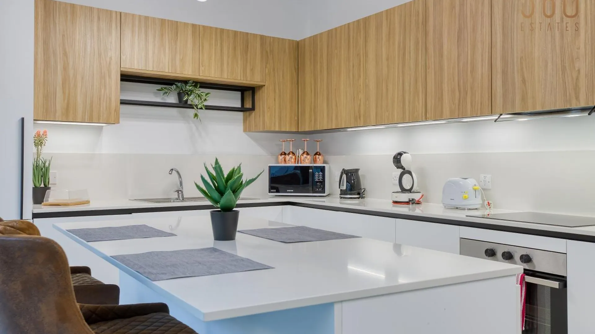 Designer, Luxurious 3Br Home In Pender Gardens By 360 Estates San Giuliano