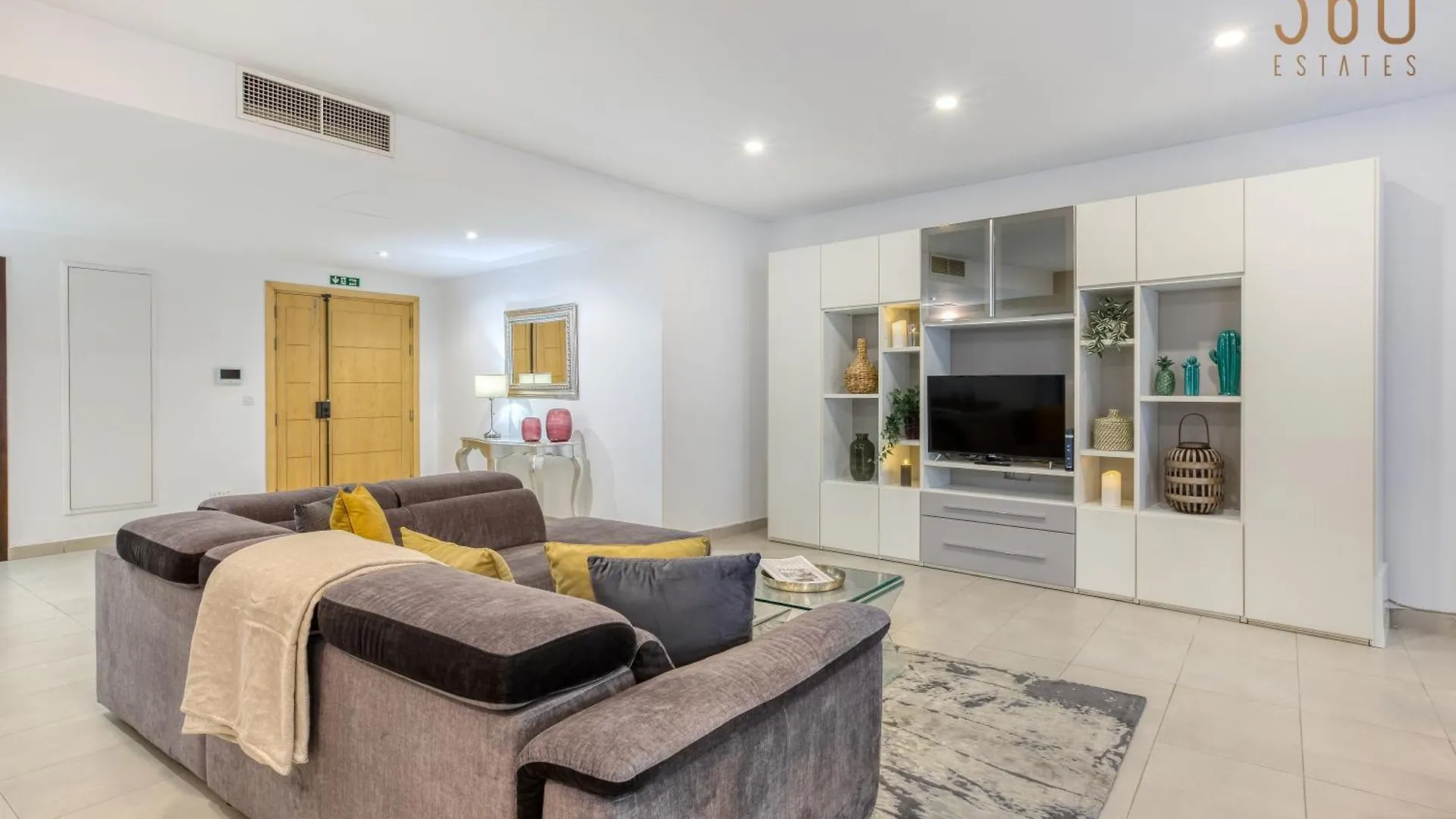 Designer, Luxurious 3Br Home In Pender Gardens By 360 Estates San Giuliano Appartamento